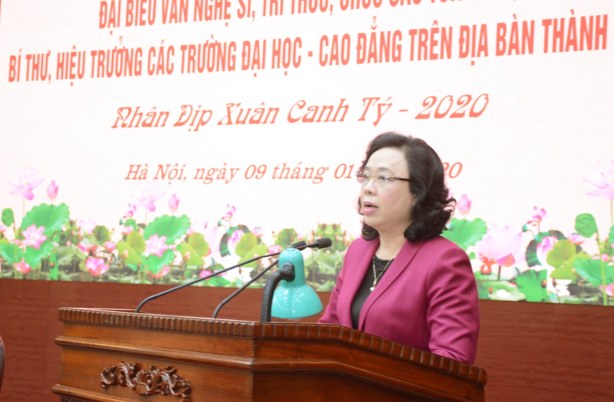 Hà Nội: Gặp mặt đại biểu văn nghệ sĩ, trí thức, chức sắc tôn giáo ha noi gap mat dai bieu van nghe si tri thuc chuc sac ton giao