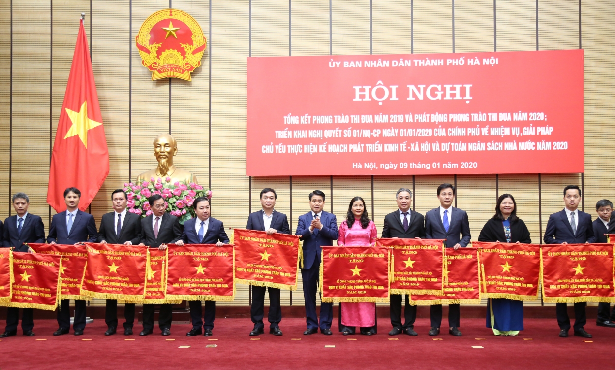 ha noi doan ket sang tao vuot qua kho khan hoan thanh vuot muc cac chi tieu nam 2020