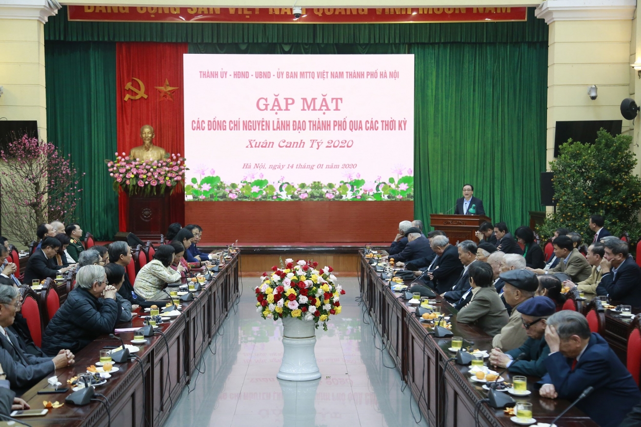 ha noi gap mat nguyen lanh dao thanh pho qua cac thoi ky
