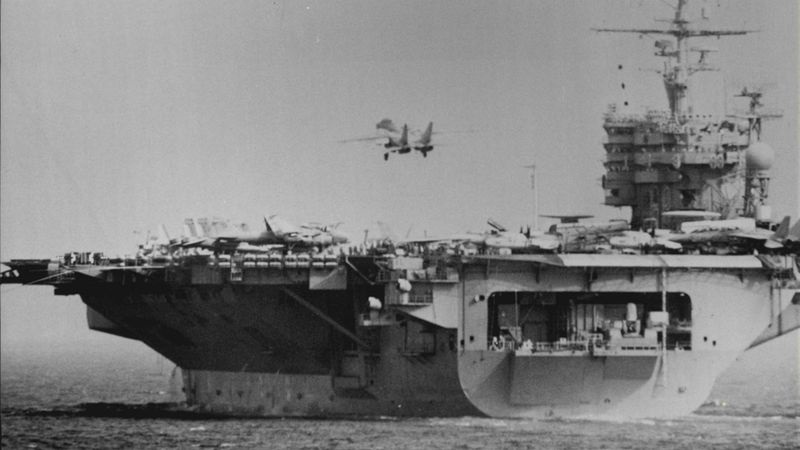 Lầu Năm góc giấu sự thật về cuộc chạm trán với UFO ngoài hành tinh