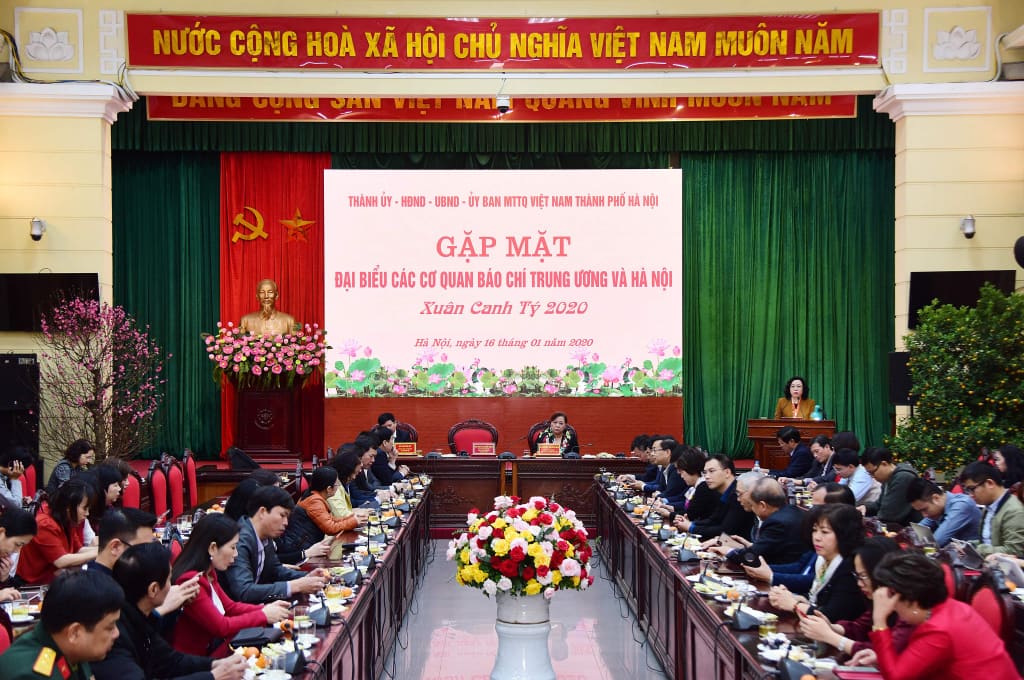 thanh pho ha noi gap mat chuc tet cac co quan bao chi