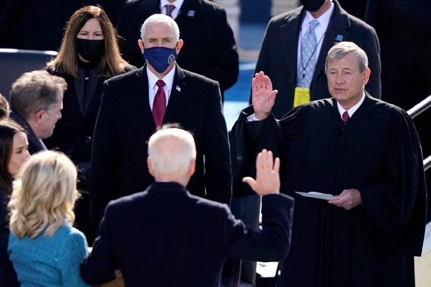 Những hình ảnh đáng nhớ tại lễ tuyên thệ của ông Joe Biden