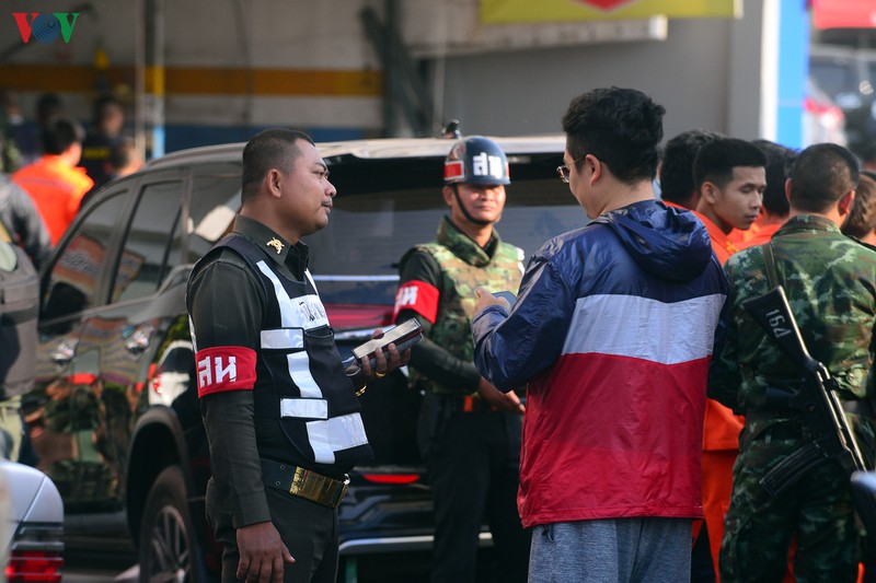 hien truong vu xa sung o thai lan lam it nhat 20 nguoi chet