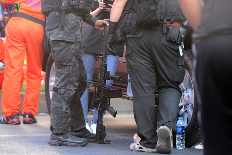 hien truong vu xa sung o thai lan lam it nhat 20 nguoi chet