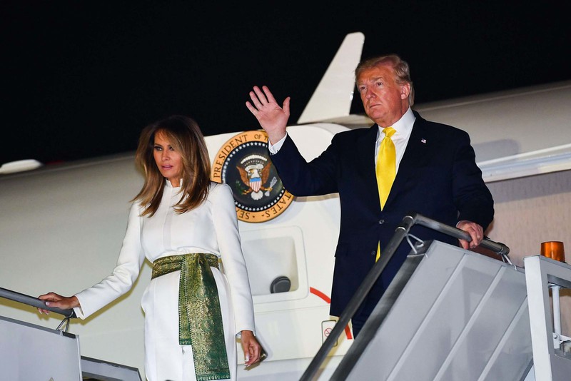 anh chuyen cong du an do cua tong thong donald trump va phu nhan