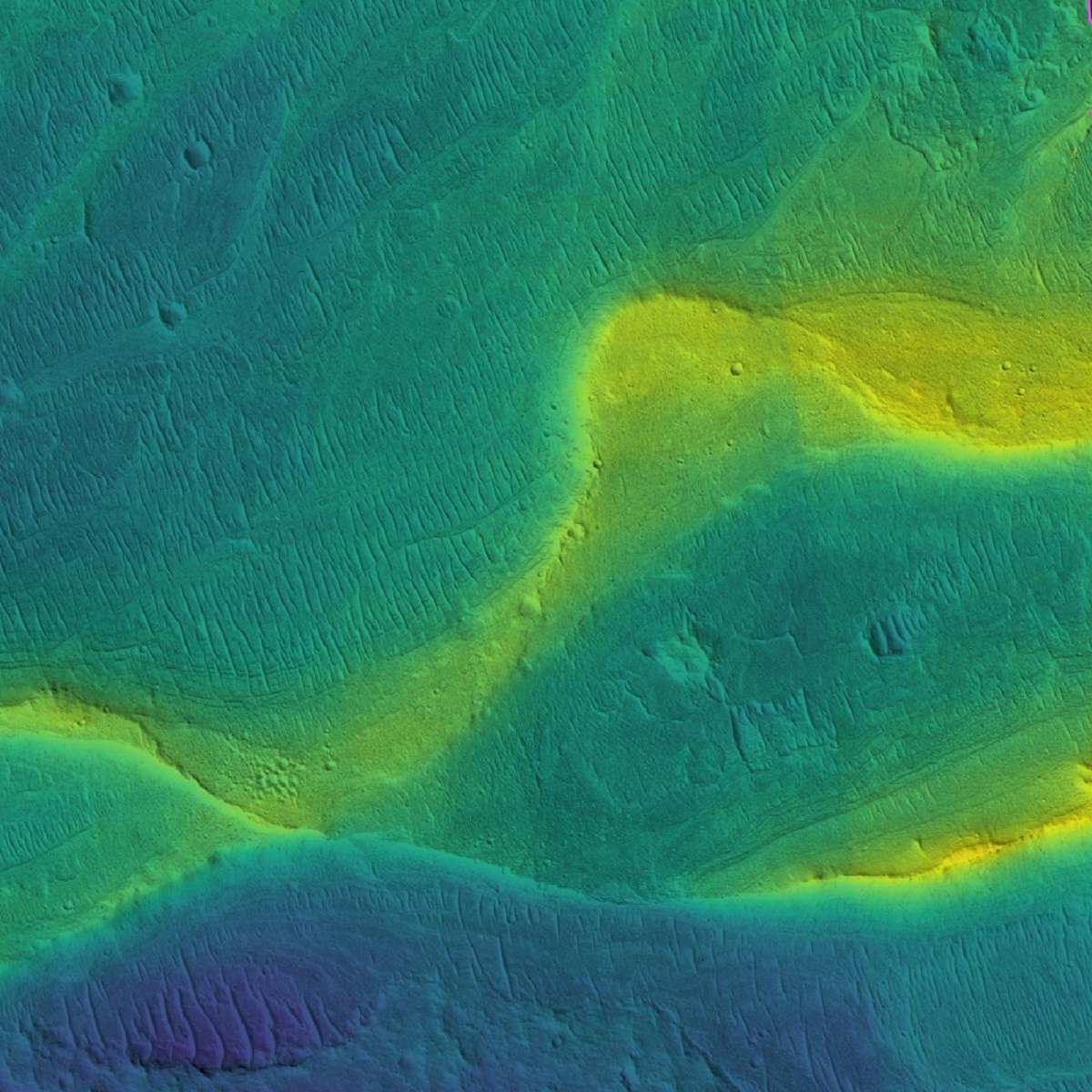 Hình ảnh dấu tích của lòng sông trên sao Hỏa được vệ tinh quỹ đạo chụp lại với các màu sắc cho thấy sự khác nhau về độ cao. Màu xanh là ở mức thấp và màu vàng là ở mức cao.