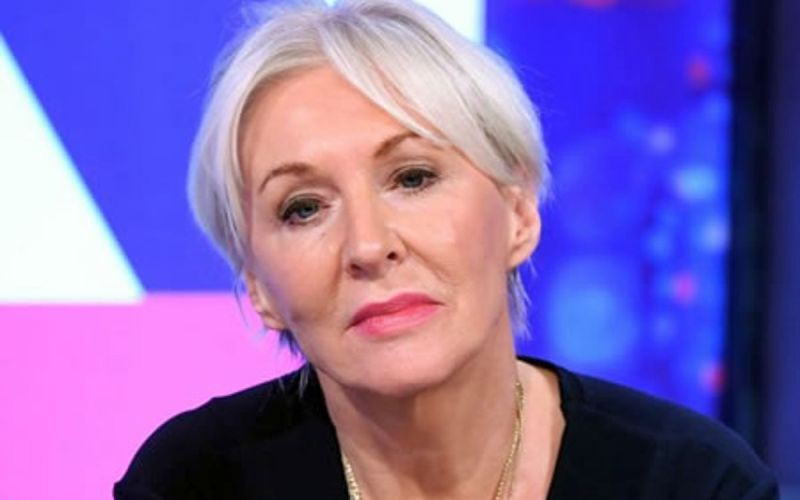 Thêm 2 quan chức Chính phủ Anh nghi nhiễm SARS-CoV-2