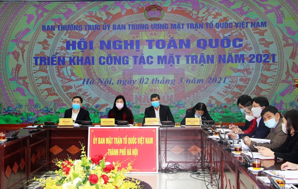 Đại biểu Ủy ban MTTQ Việt Nam TP Hà Nội dự tại điểm cầu Hà Nội