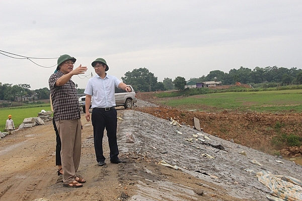 kiểm tra các điểm xung yếu đối phó với cơn bão