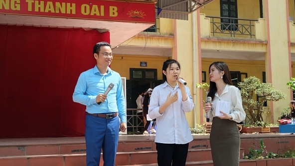 Hơn 1500 học sinh “Hành trình tôi đi tìm tôi”