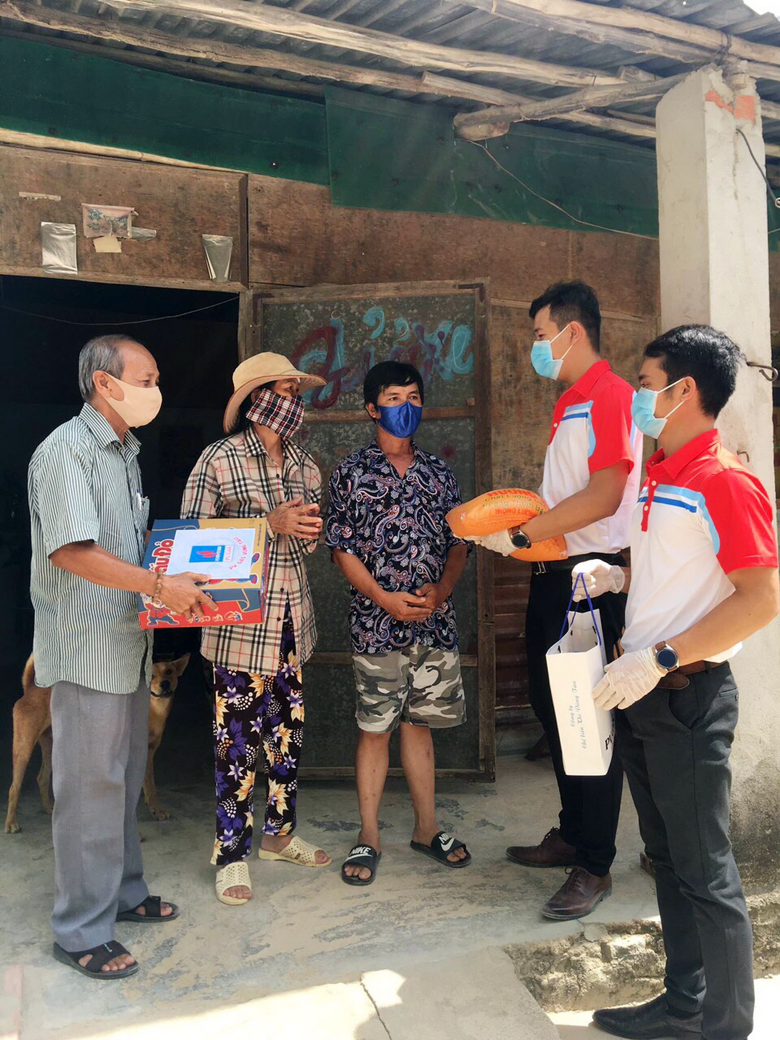 chuong trinh thap lua yeu thuong ho tro phong chong dich covid 19