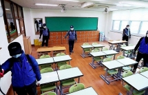 Hàn Quốc cân nhắc cho phép học sinh trở lại trường học từ đầu tháng 5