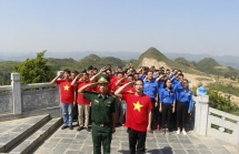 Hành trình ý nghĩa nơi địa đầu Tổ quốc