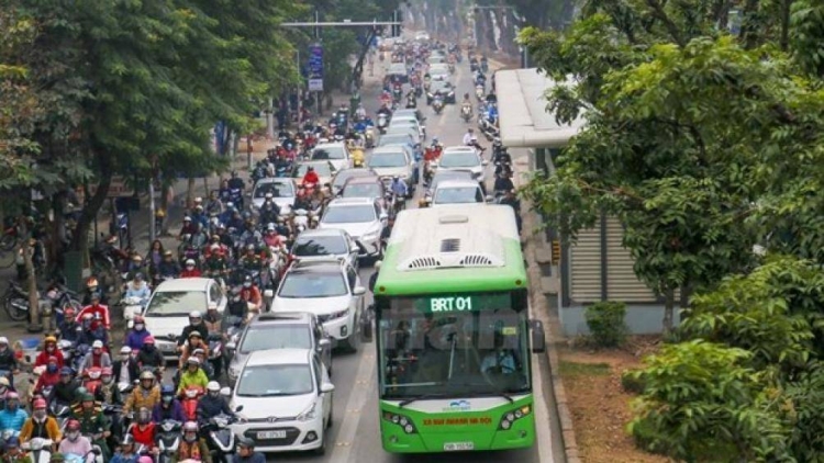 Hà Nội: Tăng tần suất xe buýt nhanh BRT trong giờ cao điểm