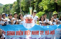 400 sinh viên tiêu biểu tham gia chương trình "Tiếp bước những người anh hùng"