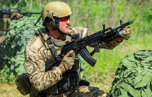 Chùm ảnh về những khóa đào tạo quy củ của trường đại học đặc nhiệm Nga