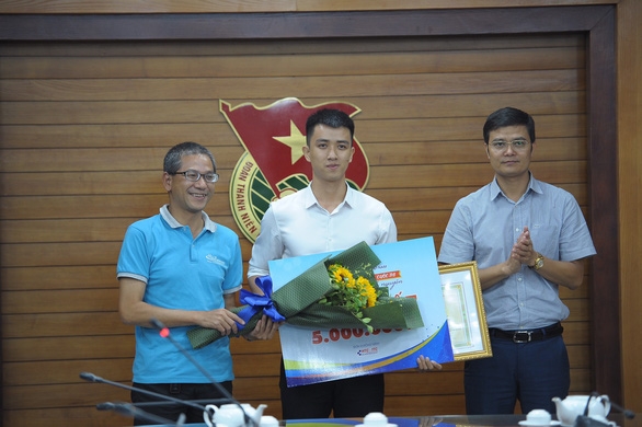 Phương tiện thu gom rác thải giành chiến thắng cuộc thi Ý tưởng sinh viên tình nguyện