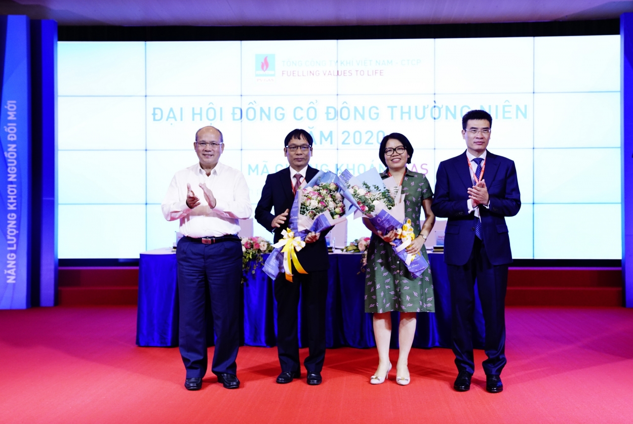 thong qua 7 to trinh du kien chia co tuc 30 trong nam 2020