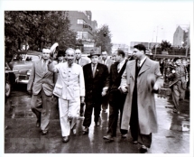 hanh trinh theo dau chan bac ho trong chuyen tham chinh thuc lien xo