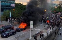 Đêm thứ 2 Mỹ chìm trong biểu tình bạo lực sau cái chết của George Floyd