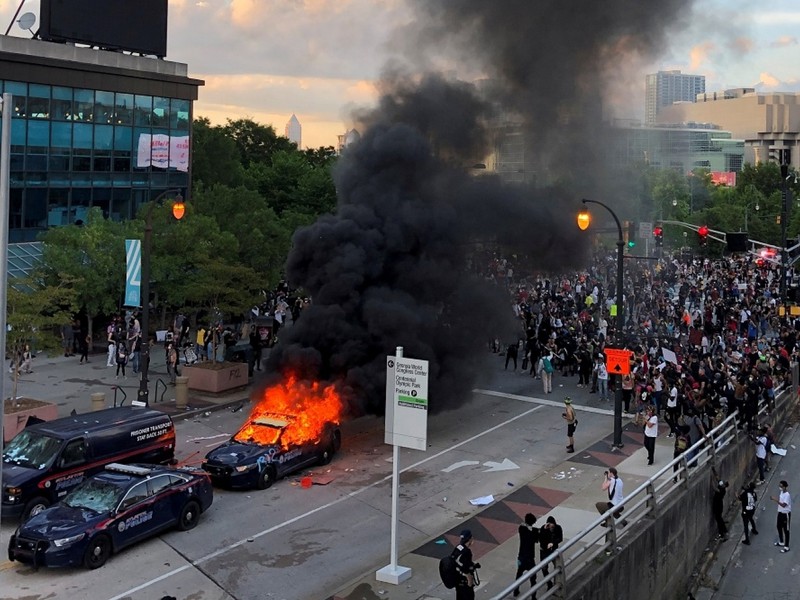 dem thu 2 my chim trong bieu tinh bao luc sau cai chet cua george floyd