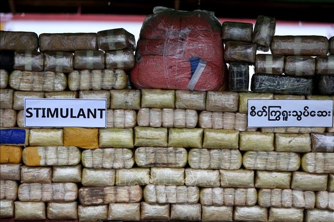 Myanmar bắt giữ một cảnh sát đánh tráo lượng ma túy trị giá gần 1 triệu USD