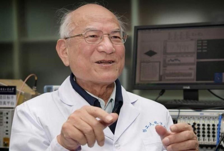 tq che khac tinh cua sieu tiem kich tang hinh my