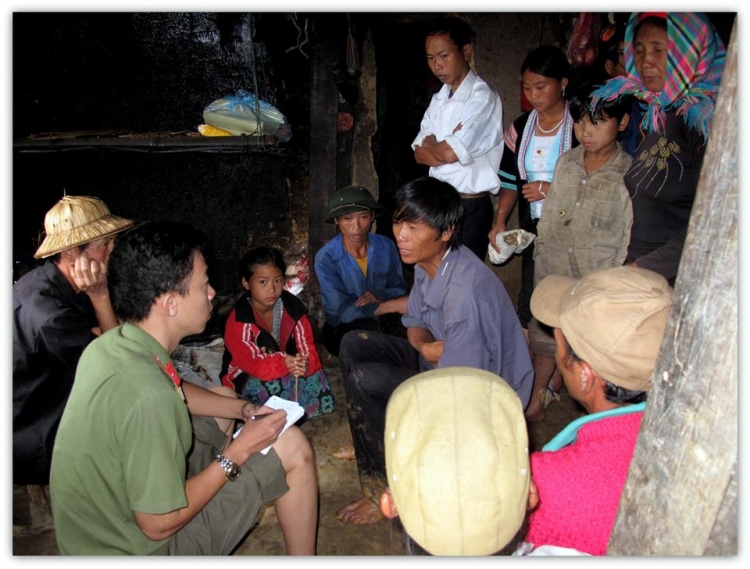 Nhà báo Hoàng Trường Giang: Mong được làm cầu nối đến với đồng bào Tây Bắc nha bao hoang truong giang mong duoc lam cau noi den voi dong bao tay bac
