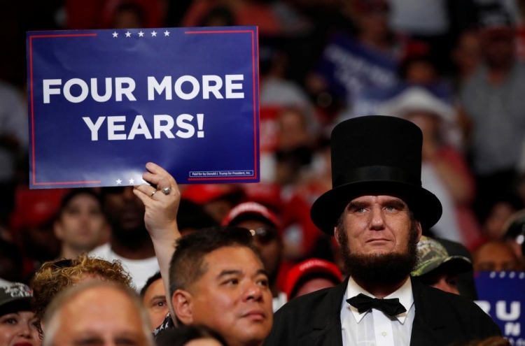 tt trump ra tai tranh cu hua dat nen tang de con nguoi len sao hoa