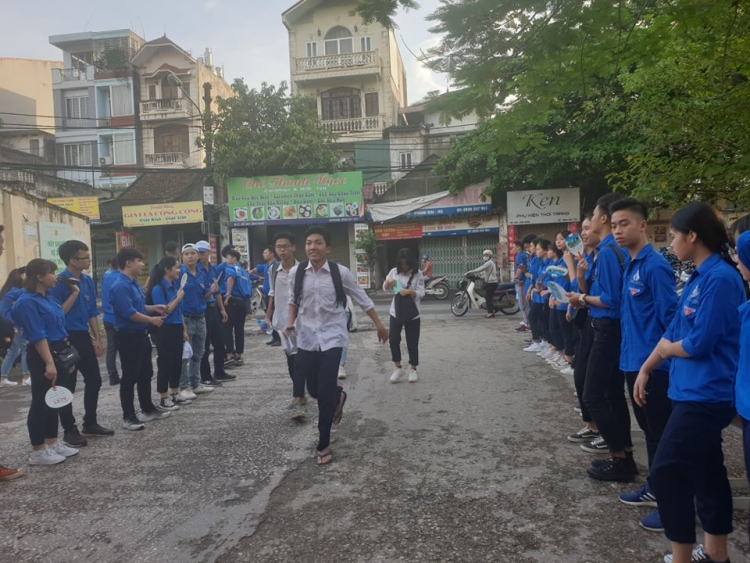 nhung loi dong vien tiep suc tinh nguyen mua thi 2019