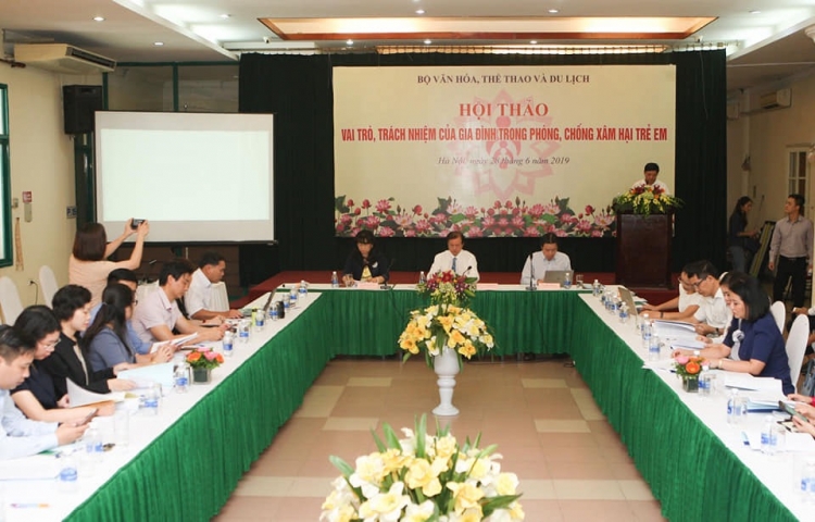 Gia đình có vị trí đặc biệt quan trọng trong phòng, chống xâm hại trẻ em gia dinh co vi tri dac biet quan trong trong phong chong xam hai tre em