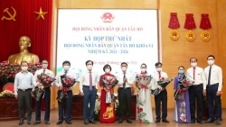 Đồng chí Lê Thu Hằng được bầu giữ chức Chủ tịch HĐND quận Tây Hồ