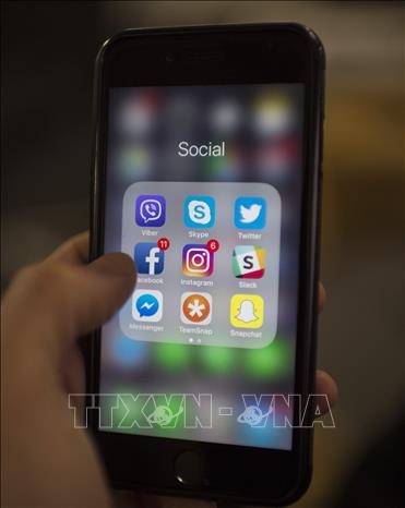 instagram bi sap tai nhieu noi tren the gioi