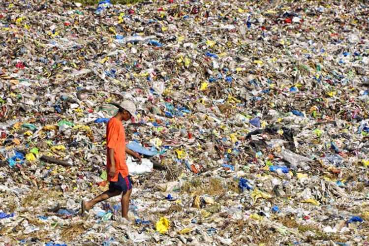 nguoi canada xa rac nhieu nhat the gioi