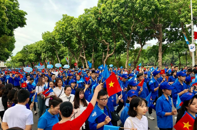 Sắc xanh tình nguyện góp cho “Thành phố vì hòa bình” sac xanh tinh nguyen gop cho thanh pho vi hoa binh