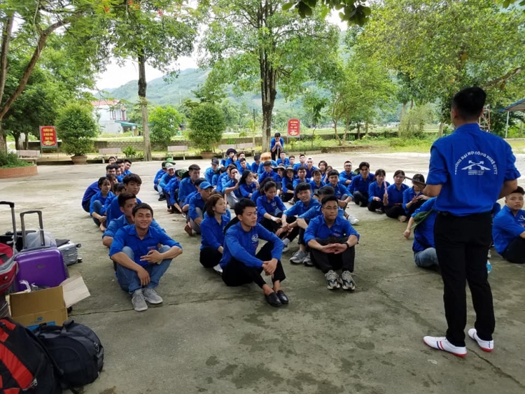 dau chan tinh nguyen tren vung kho