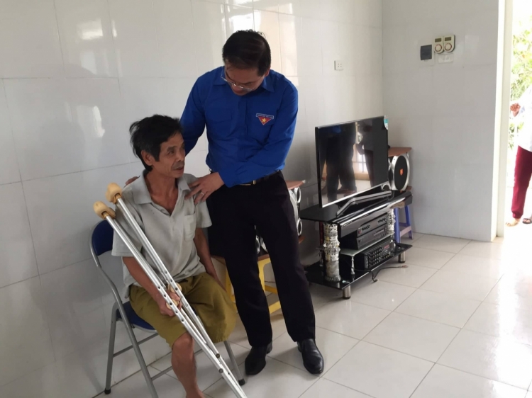 1400 dong bao dan toc thieu so thu do duoc kham benh phat thuoc mien phi