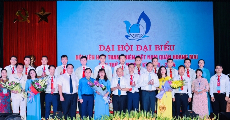 Xây dựng lớp thanh niên Hoàng Mai giàu lòng yêu nước, tự hào dân tộc xay dung lop thanh nien hoang mai giau long yeu nuoc tu hao dan toc