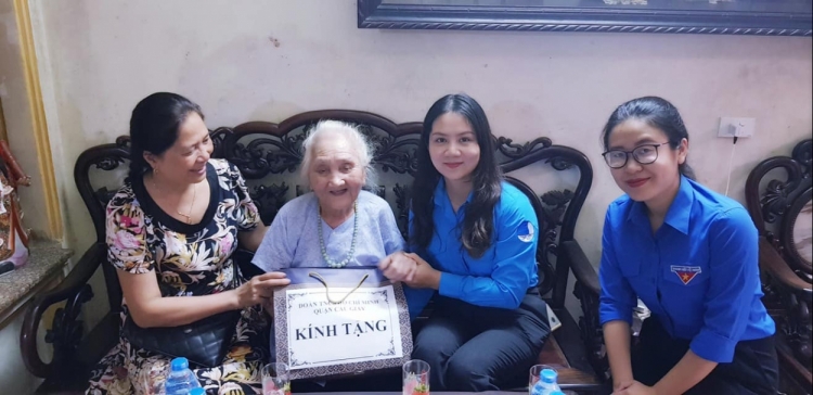 Tuổi trẻ Thủ đô tri ân những người anh hùng tuoi tre thu do tri an nhung nguoi anh hung