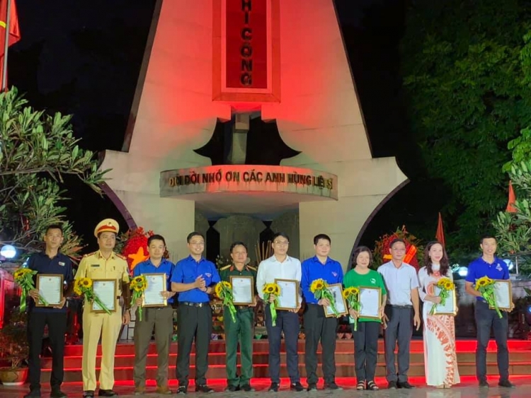 tuong niem liet sy tuoi tre quan tay ho quyet tam cong hien nhieu hon cho dat nuoc