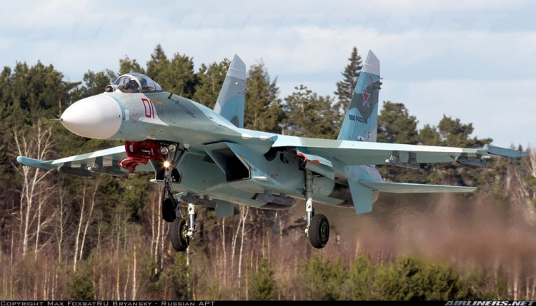 80 nam sukhoi tu may bay canh quat den xe tang bay tang hinh