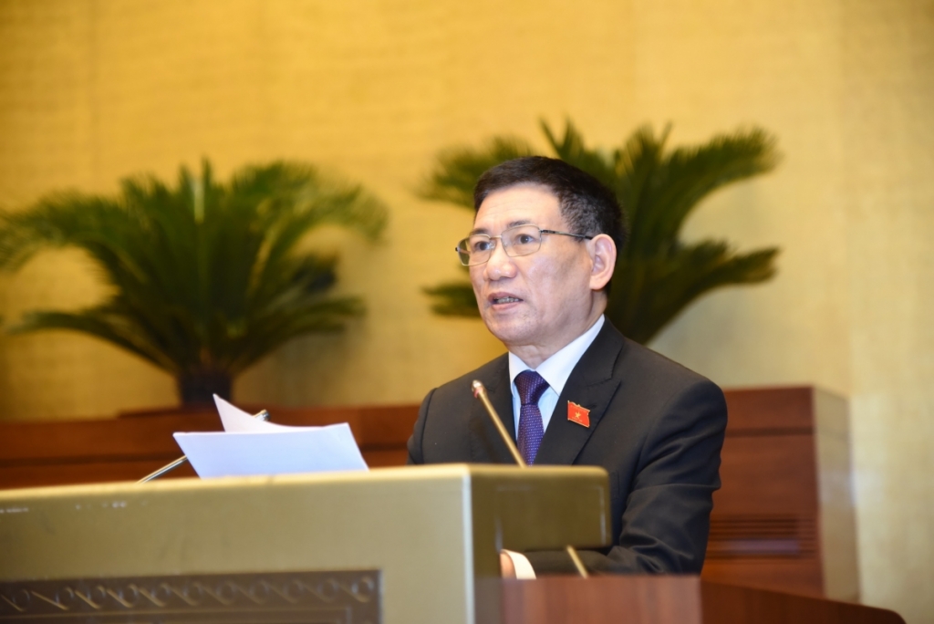 Bộ trưởng Bộ Tài chính Hồ Đức Phớc trình bày Báo cáo về công tác thực hành tiết kiệm, chống lãng phí năm 2020