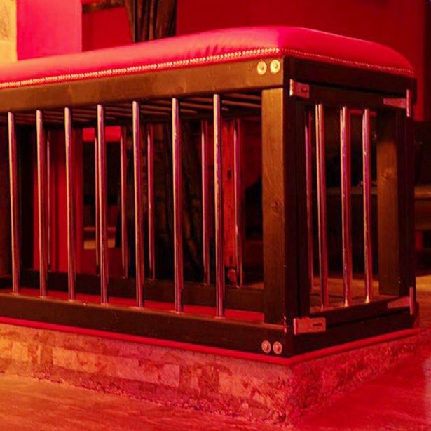 soc nha nghi tinh duc 50 sac thai dap ung moi nhu cau tham kin cua khach