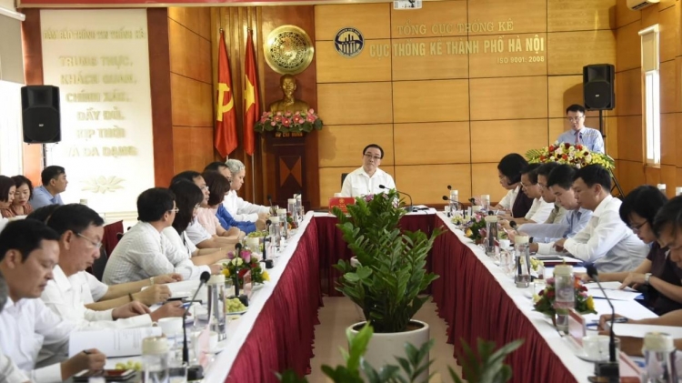 bi thu thanh uy hoang trung hai lam viec voi cuc thong ke thanh pho ha noi