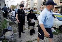 can canh vu dau sung o philadelphia khien 6 canh sat bi thuong