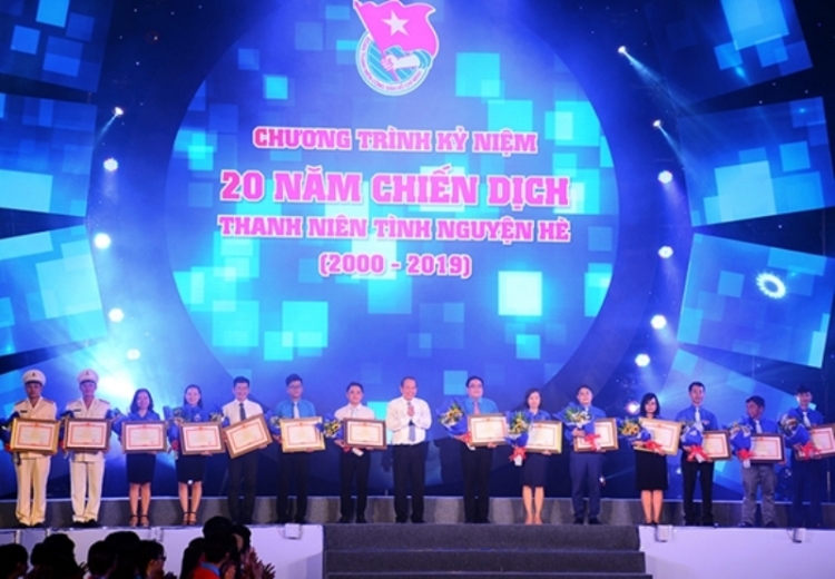 doan thanh nien ha noi vinh du don nhan huan chuong lao dong hang ba