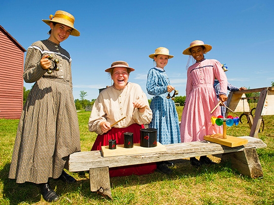 ngoi lang ky thu van song nhu thoi 150 nam truoc