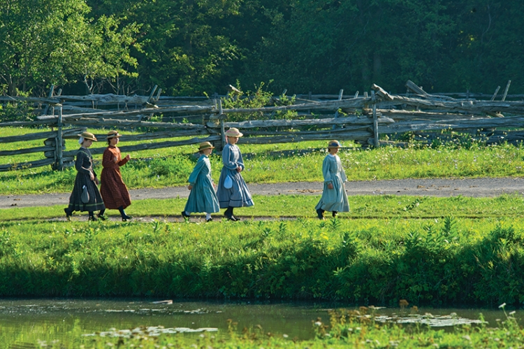 ngoi lang ky thu van song nhu thoi 150 nam truoc