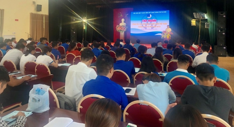 khai mac hoi nghi tap huan cong tac hoi lien hiep thanh nien thanh pho ha noi