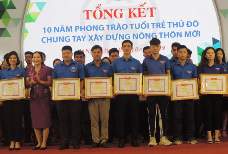 gop suc tre xay dung nong thon moi